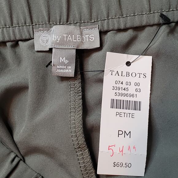 T by Talbots Women's Size MP NWT Activewear Crop Pants Green - Picture 7 of 8